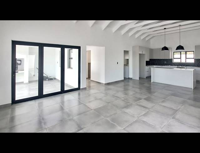 4 BEDROOM HOUSE FOR SALE IN SHELLEY POINT